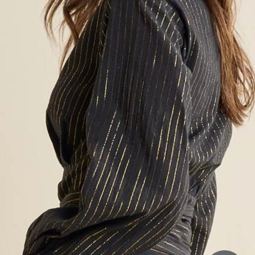 Venus Metallic Stripe Crop Top - Picture 2 of 7